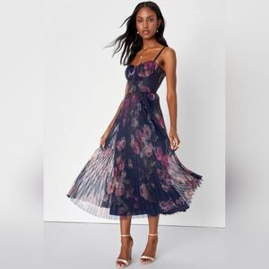 NWOT Lulu's Midnight Blue Floral Pleated Bustier Midi Dress Size XL